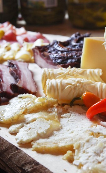 Regionale Produkte auf der Ennslehenhütte in Flachauwinkl